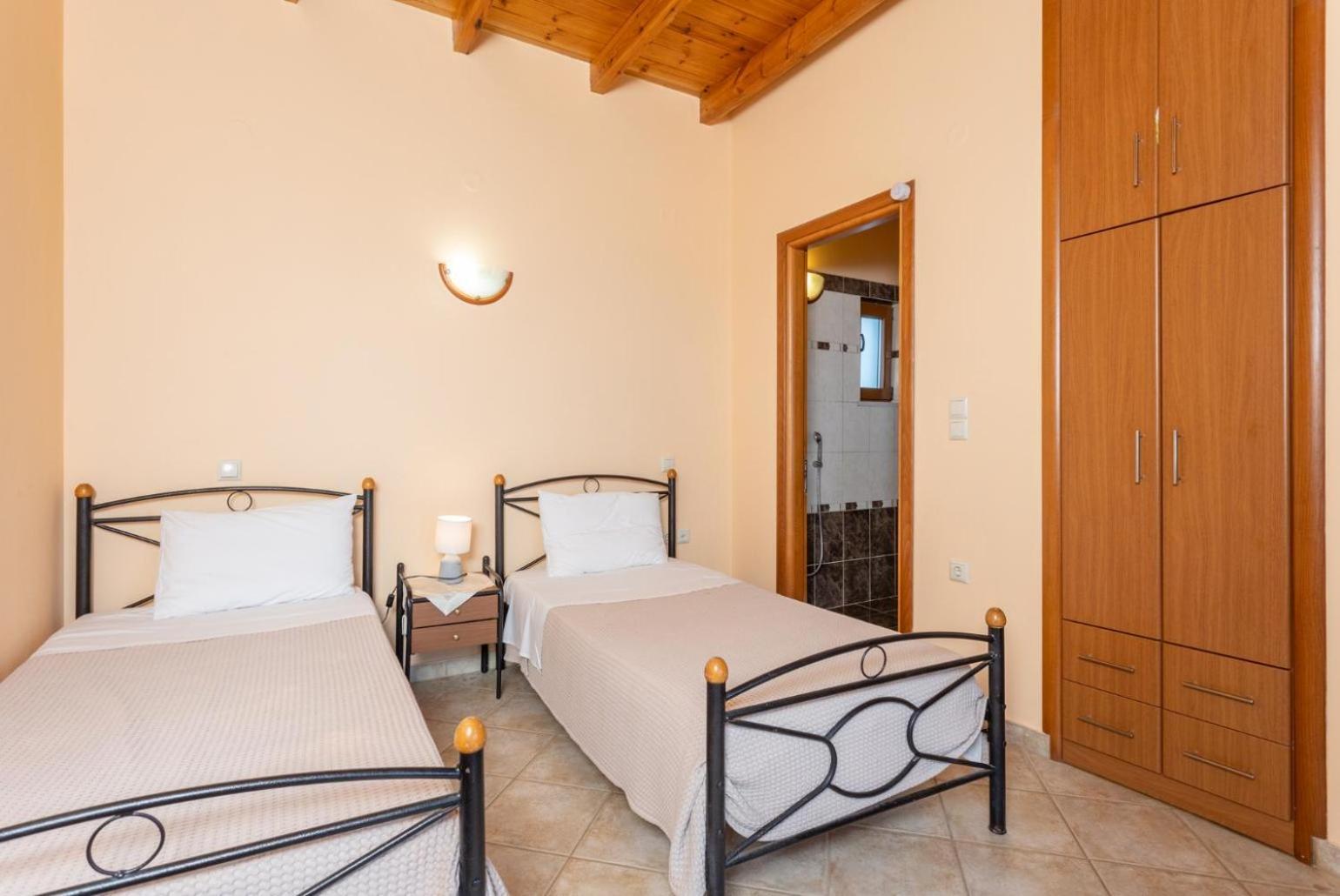 Villa Yeraki Dhrapanítika Екстериор снимка