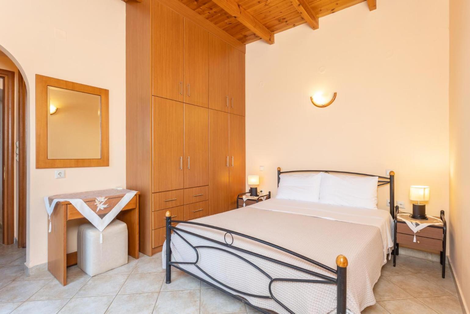 Villa Yeraki Dhrapanítika Екстериор снимка